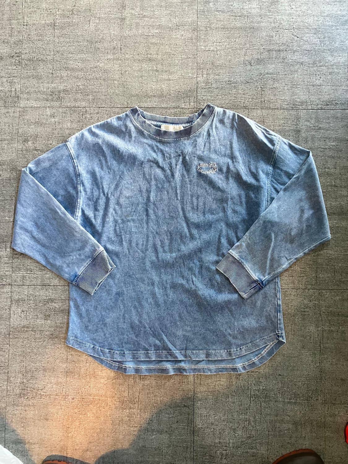 일본빈티지 Logodays 올드스쿨아메카지 혁오풍 데님스웻셔츠 중청 상품이미지1