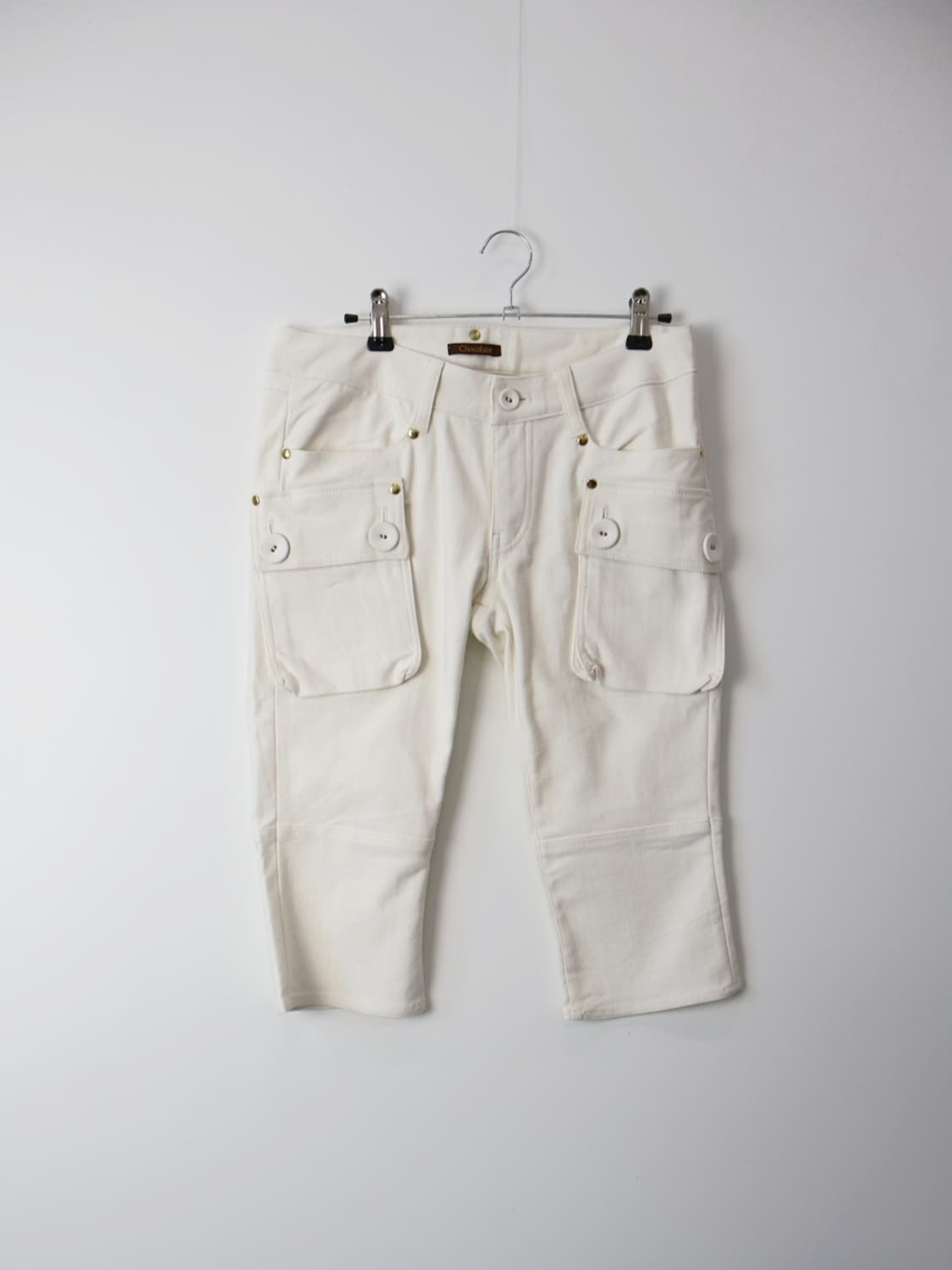 'Chocolate' White Capri Pants 상품이미지5