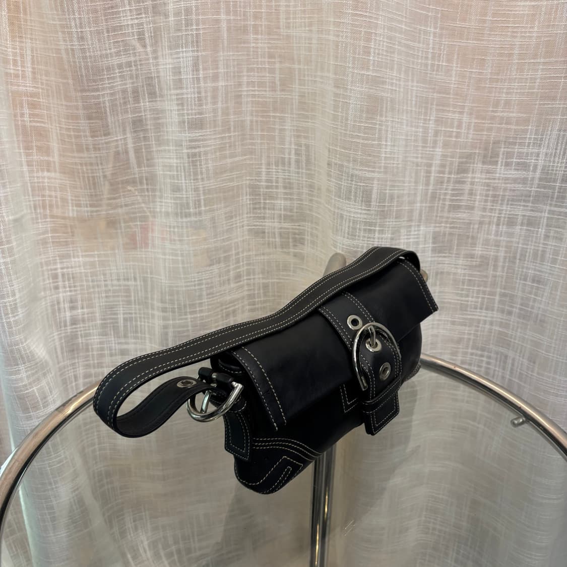 정품 코치 버클 숄더백     상품이미지4