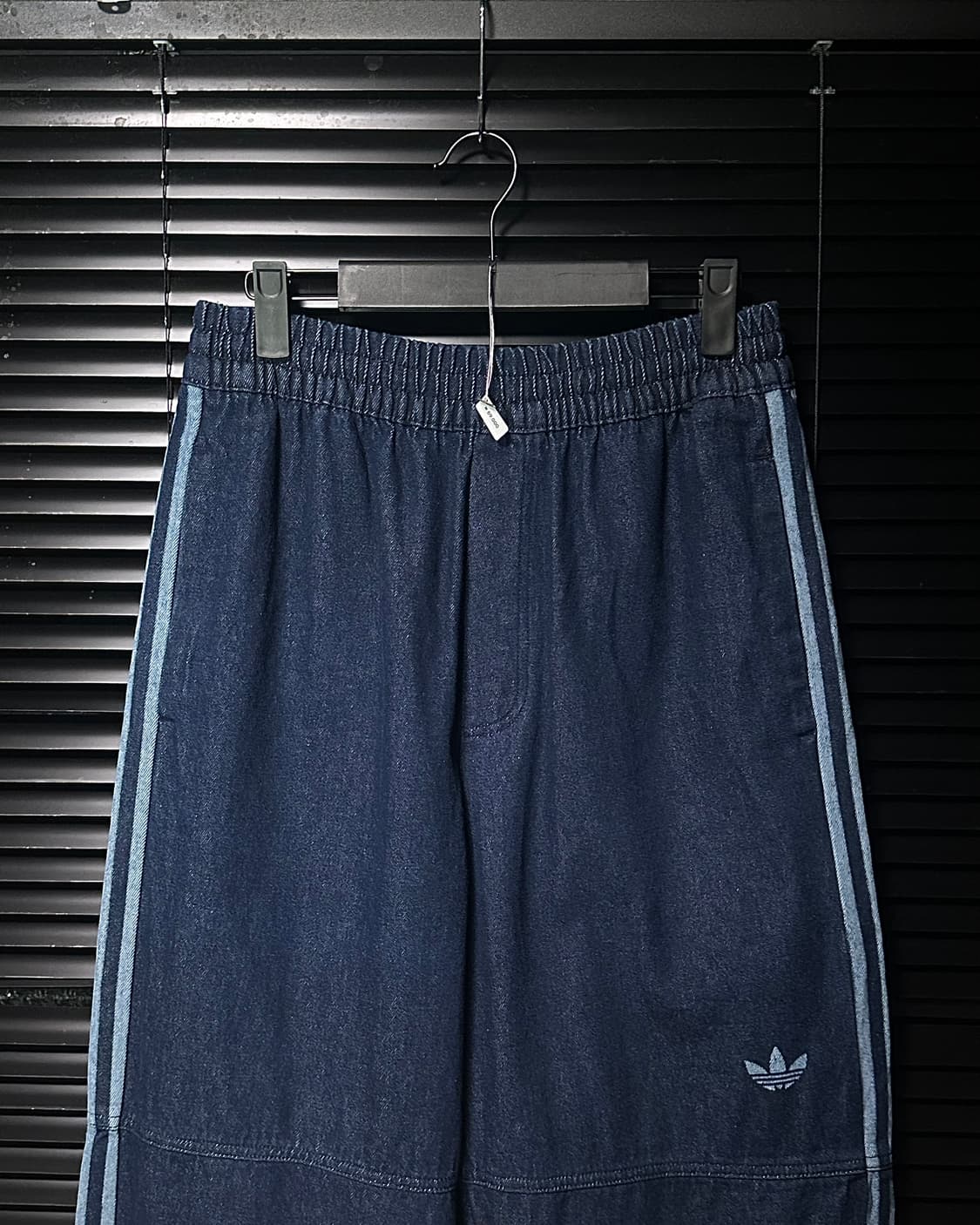 아디다스 블랙핑크 지수 데님 밴딩 청바지 L 진 상품이미지1