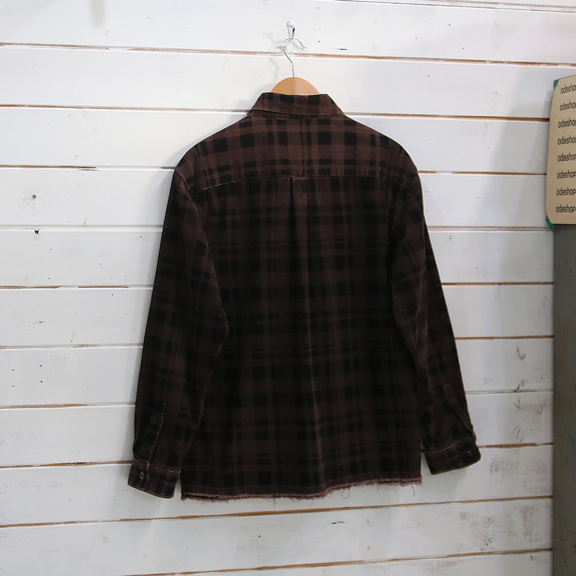 (착용컷) airwalk 체크 코듀로이 집업 자켓 (남성용 100) 상품이미지2