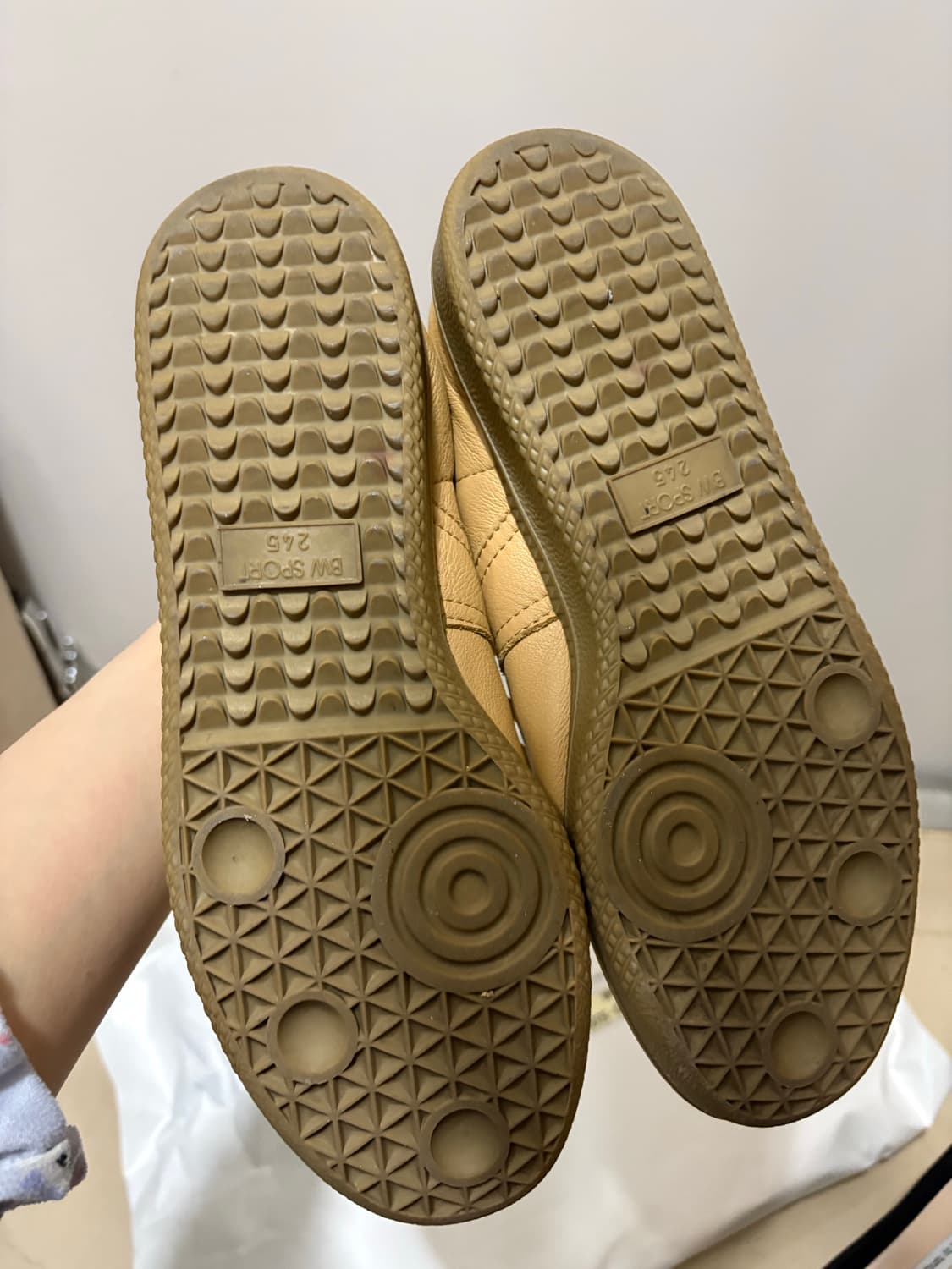 리오파 스니커즈 상품이미지3