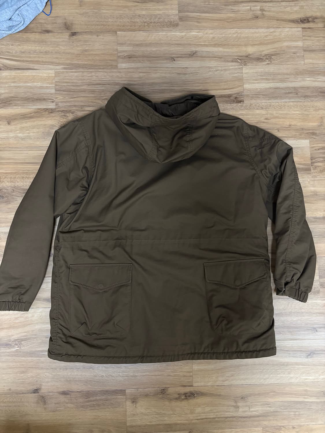 UNIQLO x 엔지니어드 가먼츠 퍼프테크 유틸리티 자켓 상품이미지2