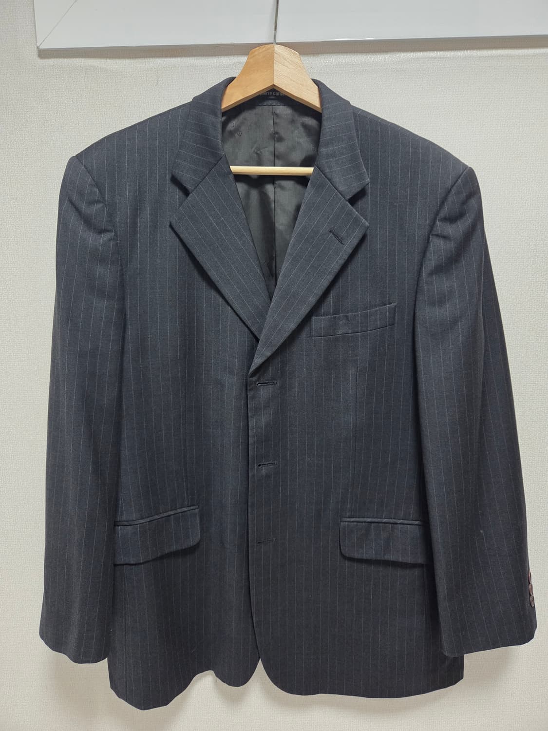 피에르가르뎅(Pierre Cardin) 핀 스트라이프 울 블레이저 상품이미지1