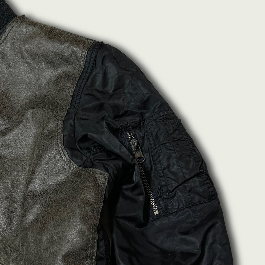 00's 아르마니진스 드래곤하이드 봄버 상품이미지3