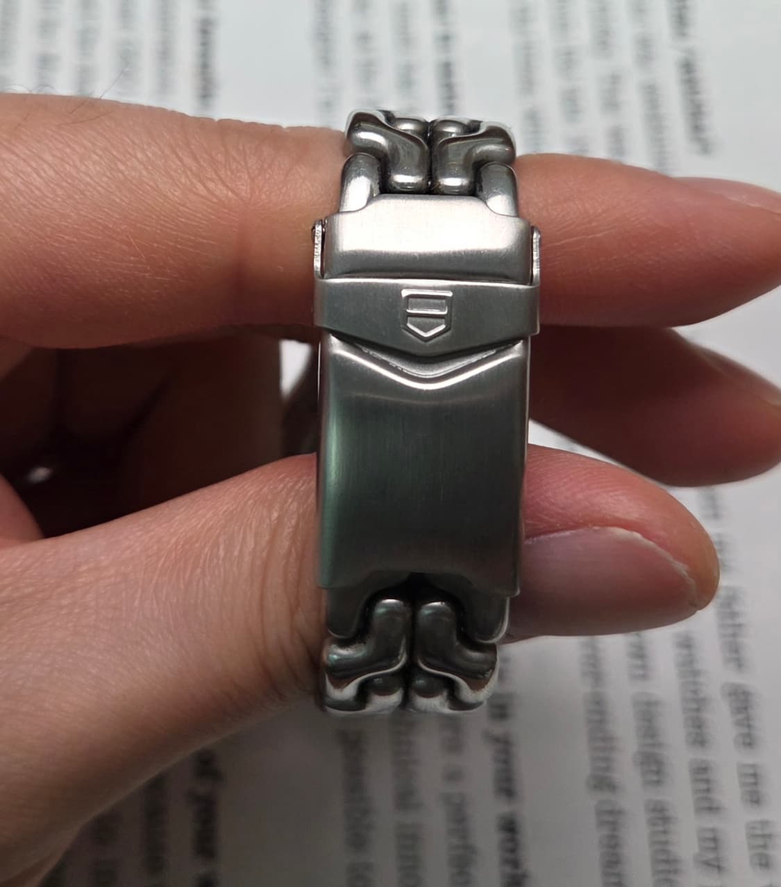 태그호이어 셀 프로페셔널 엘레강스 그레이판 쿼츠 여성용 브레이슬릿 ver 상품이미지8