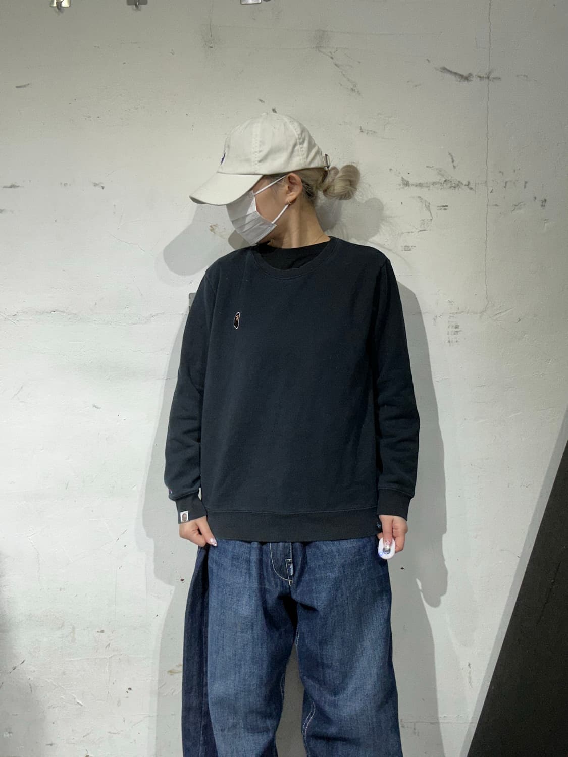 베이프 네이비 고릴라 미니 로고 스웻 셔츠 맨투맨 상품이미지2