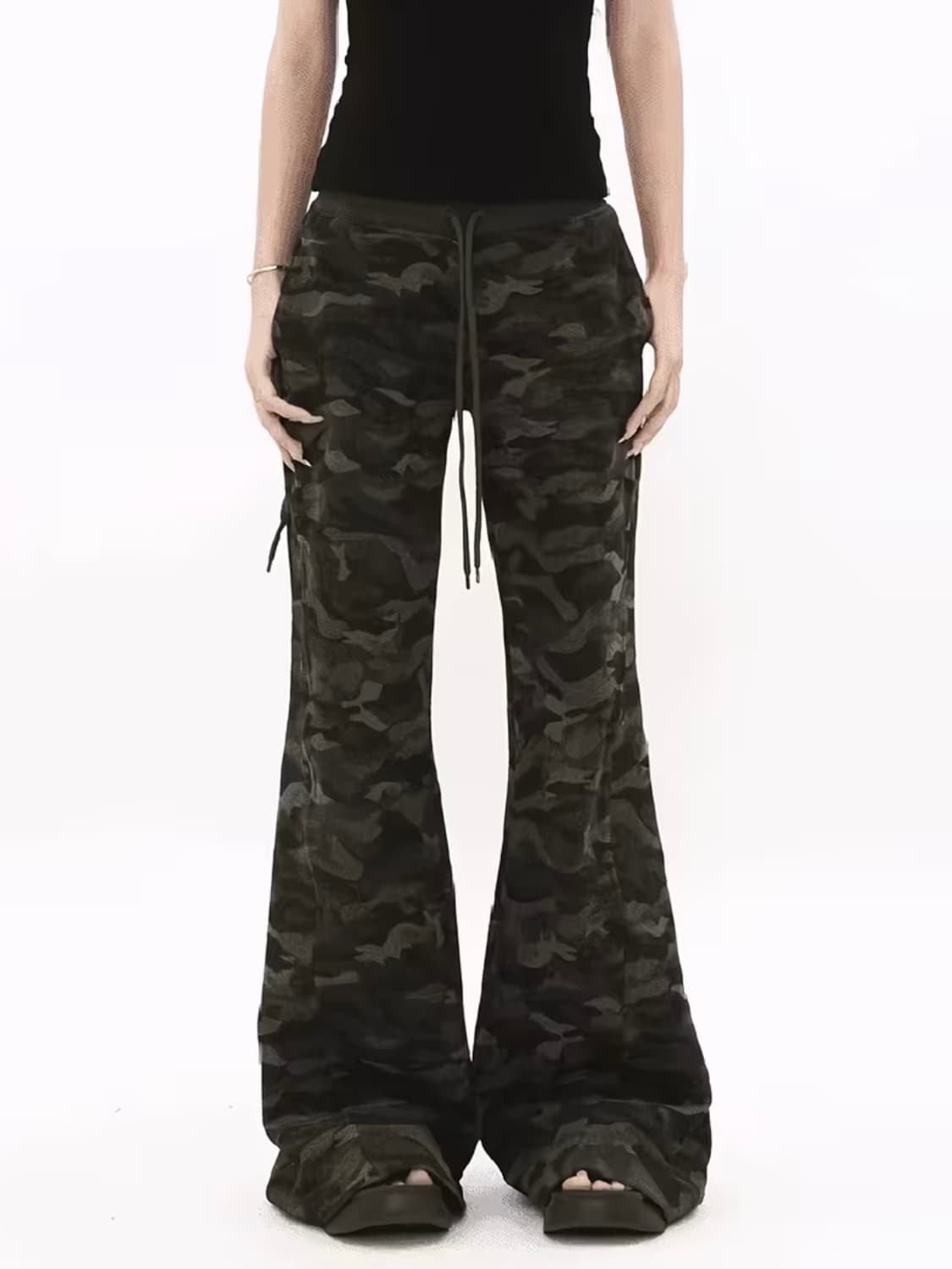 카모 로우라이즈 부츠컷 트레이닝 팬츠 상품이미지1