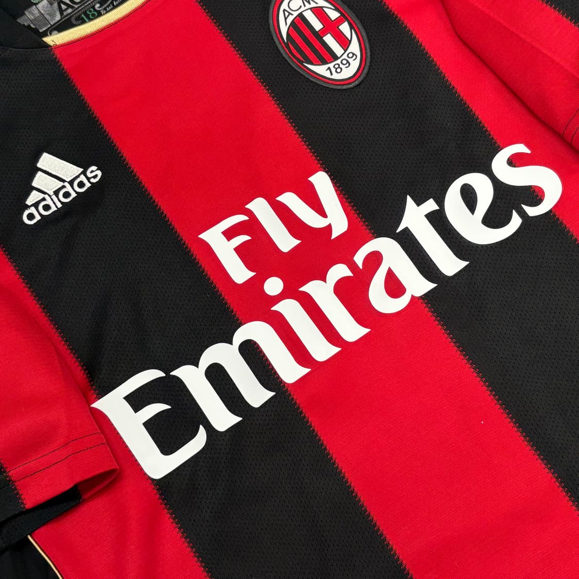 아디다스 10 11 AC밀란 홈 호나우지뉴 유니폼 상품이미지4
