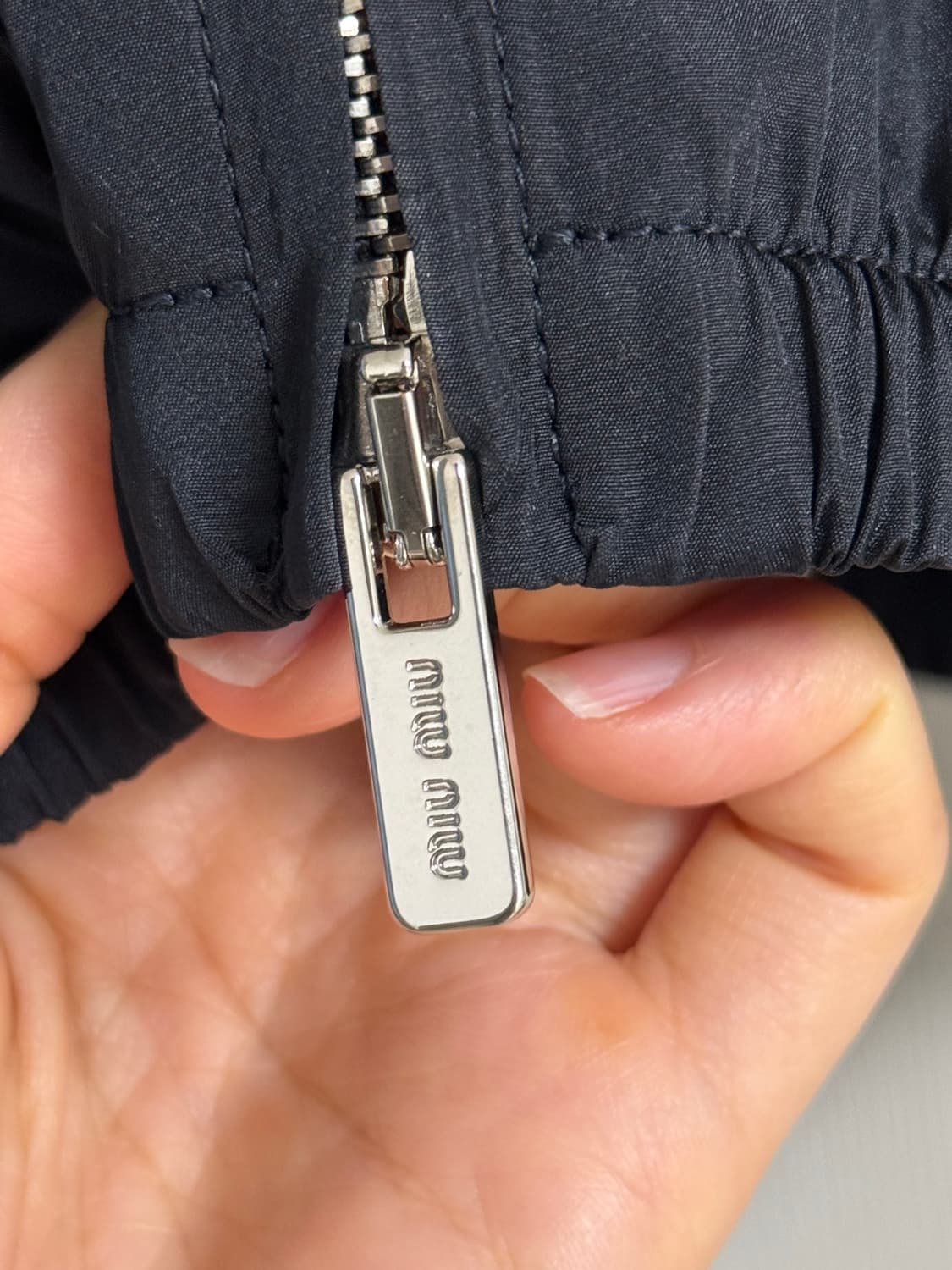 [44] 미우미우 바람막이 지퍼 블루종 재킷 상품이미지6