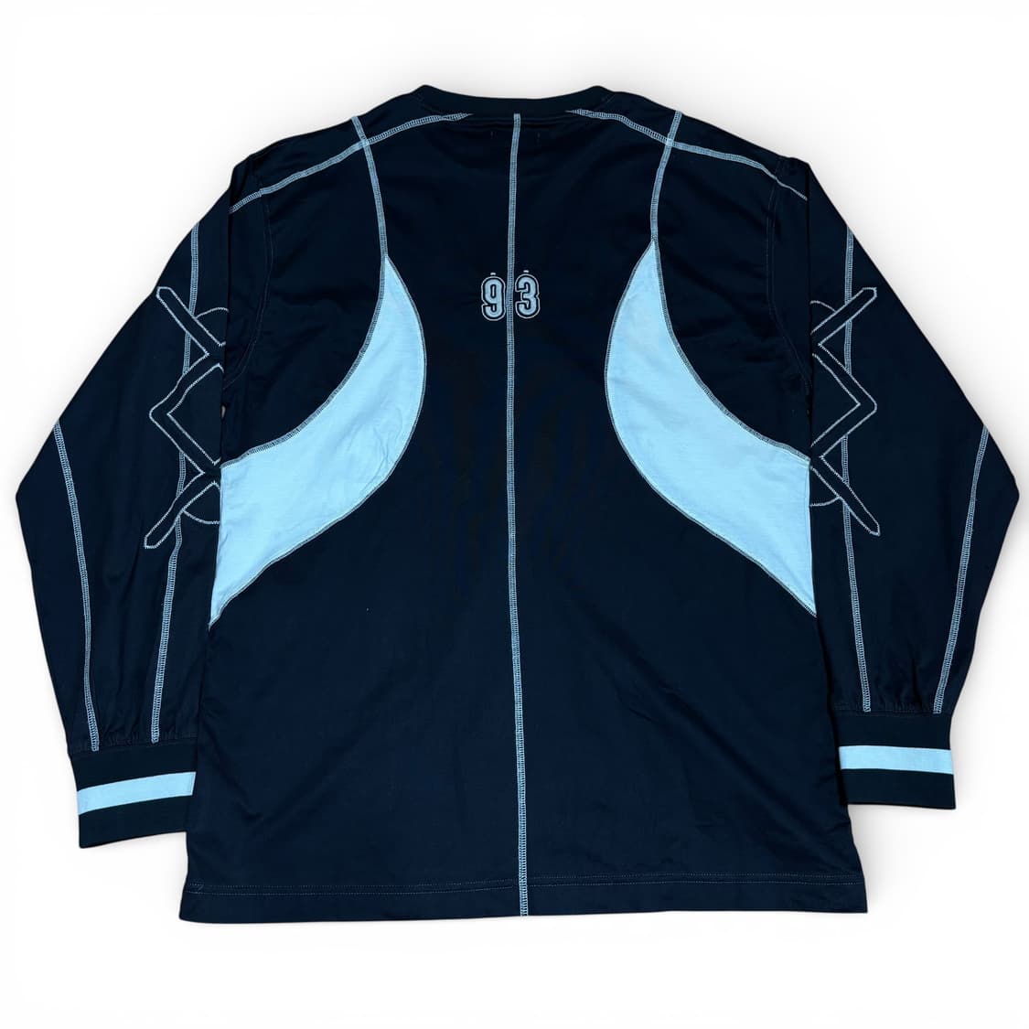 2 무라 아에르 MURRA AER 블랙 스티치 롱슬리브 상품이미지2