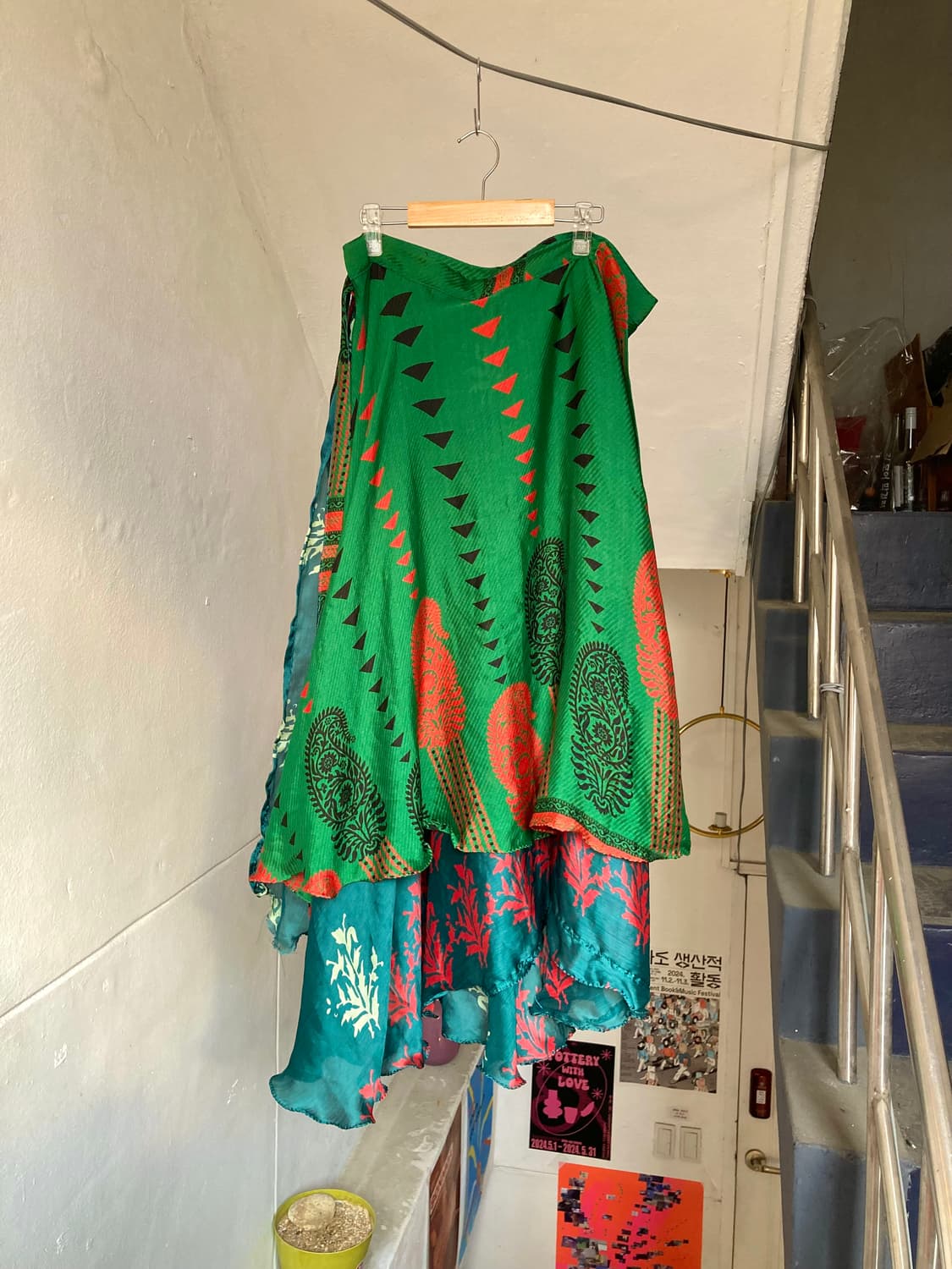 실크 프릴 레이어드 랩 스커트 상품이미지1