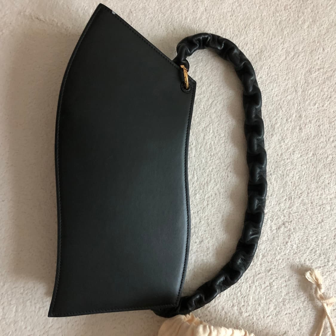 자크뮈스 la vague leather shoulder bag  상품이미지5