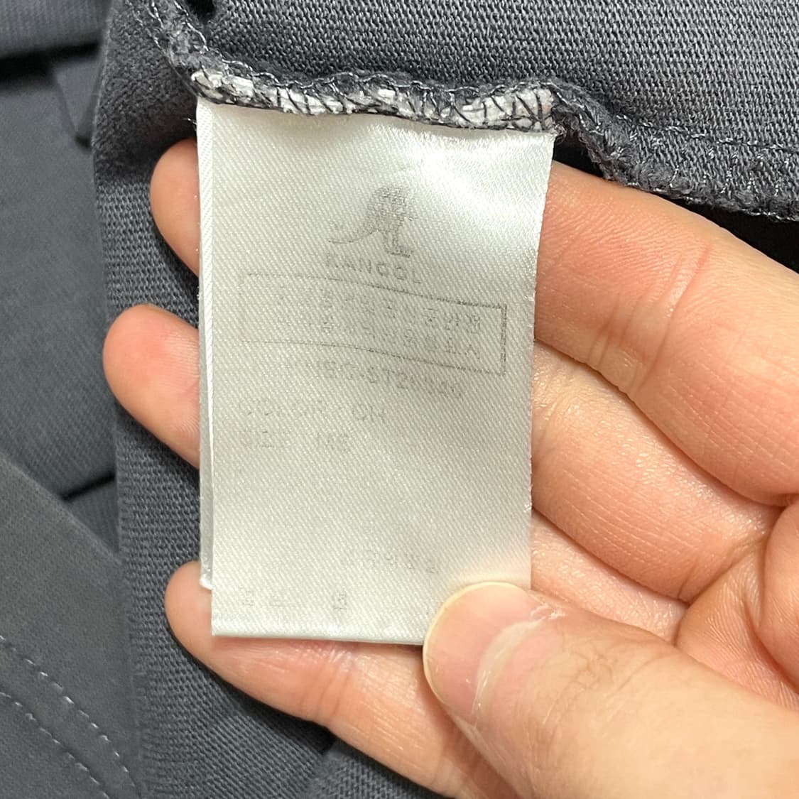 캉골 백프린팅 차콜 반팔티셔츠 남성M 상품이미지5