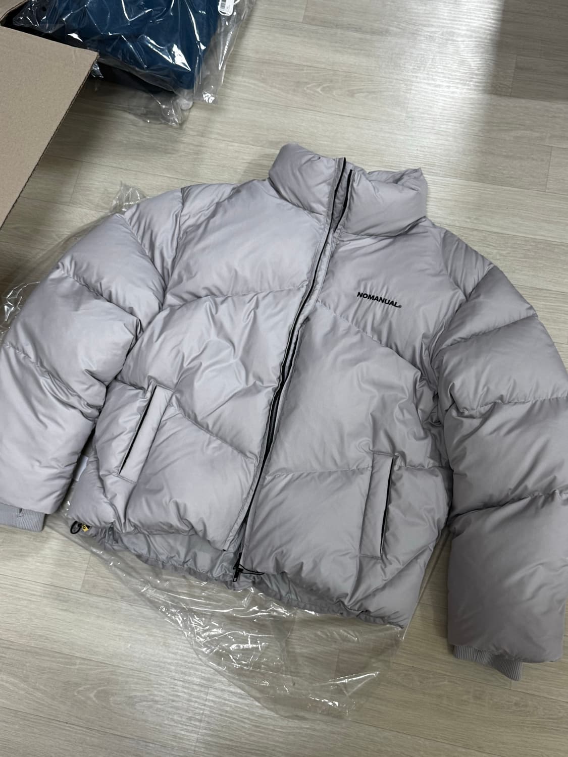 L] 노매뉴얼 패딩 그레이 상품이미지1