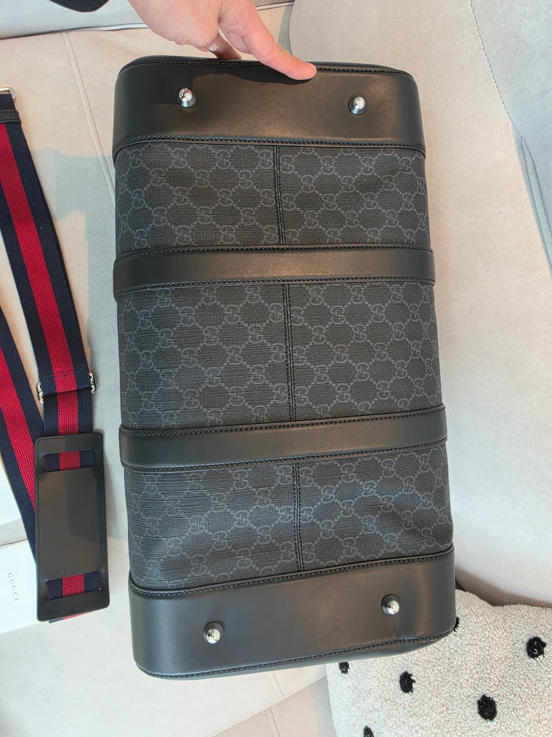 구찌 GG 수프림 캐리온 더플백 새상품급 상품이미지6