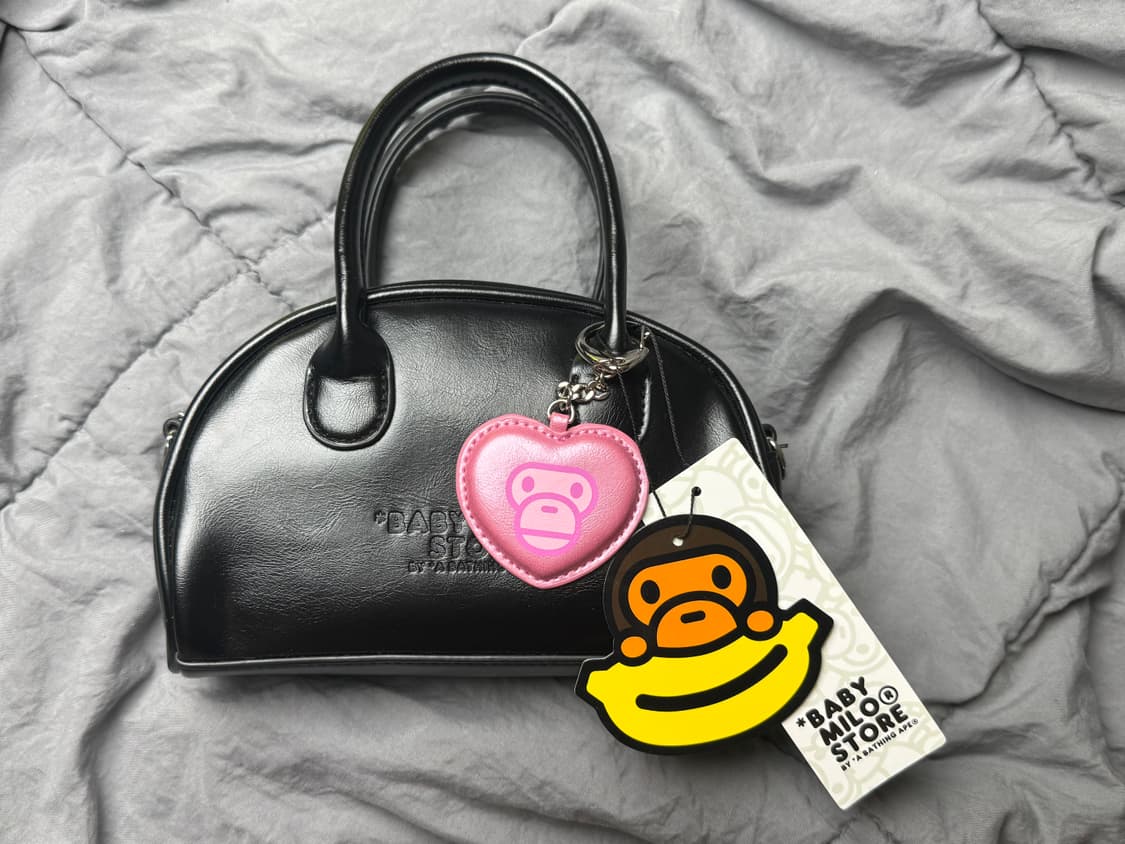 25SS 베이비 마일로 하트키링 크로스백 상품이미지3