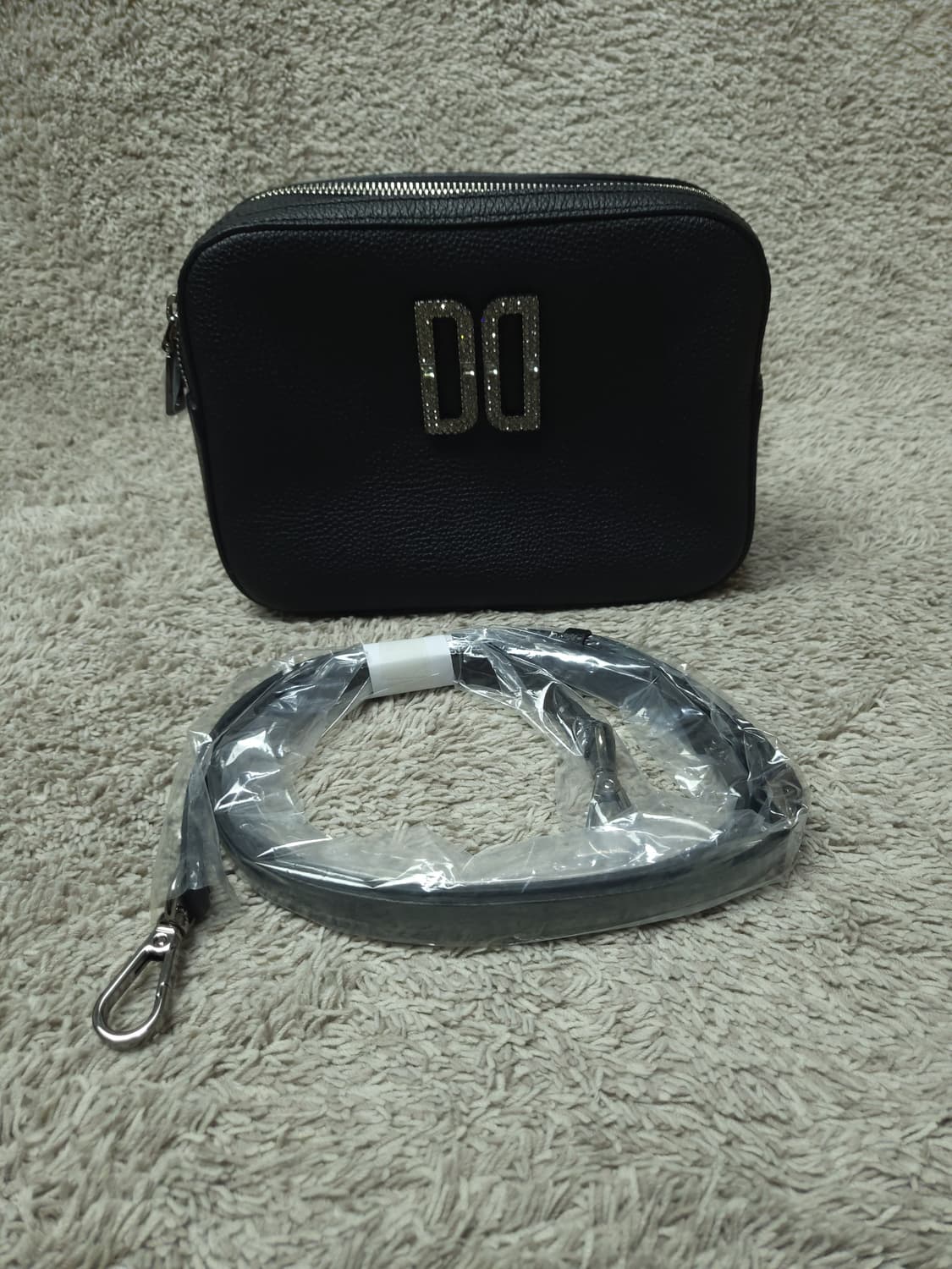 닥스 스왈로브스키 크리스탈 DD로고 장식 소가죽 여성 크로스백 새제품 상품이미지10