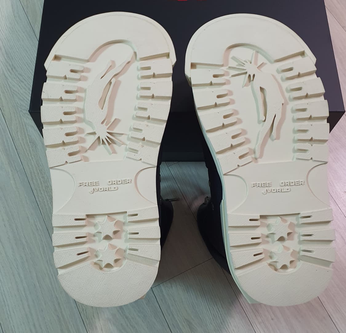 ROCKSTA X FVVO 하이탑 스니커즈 상품이미지3