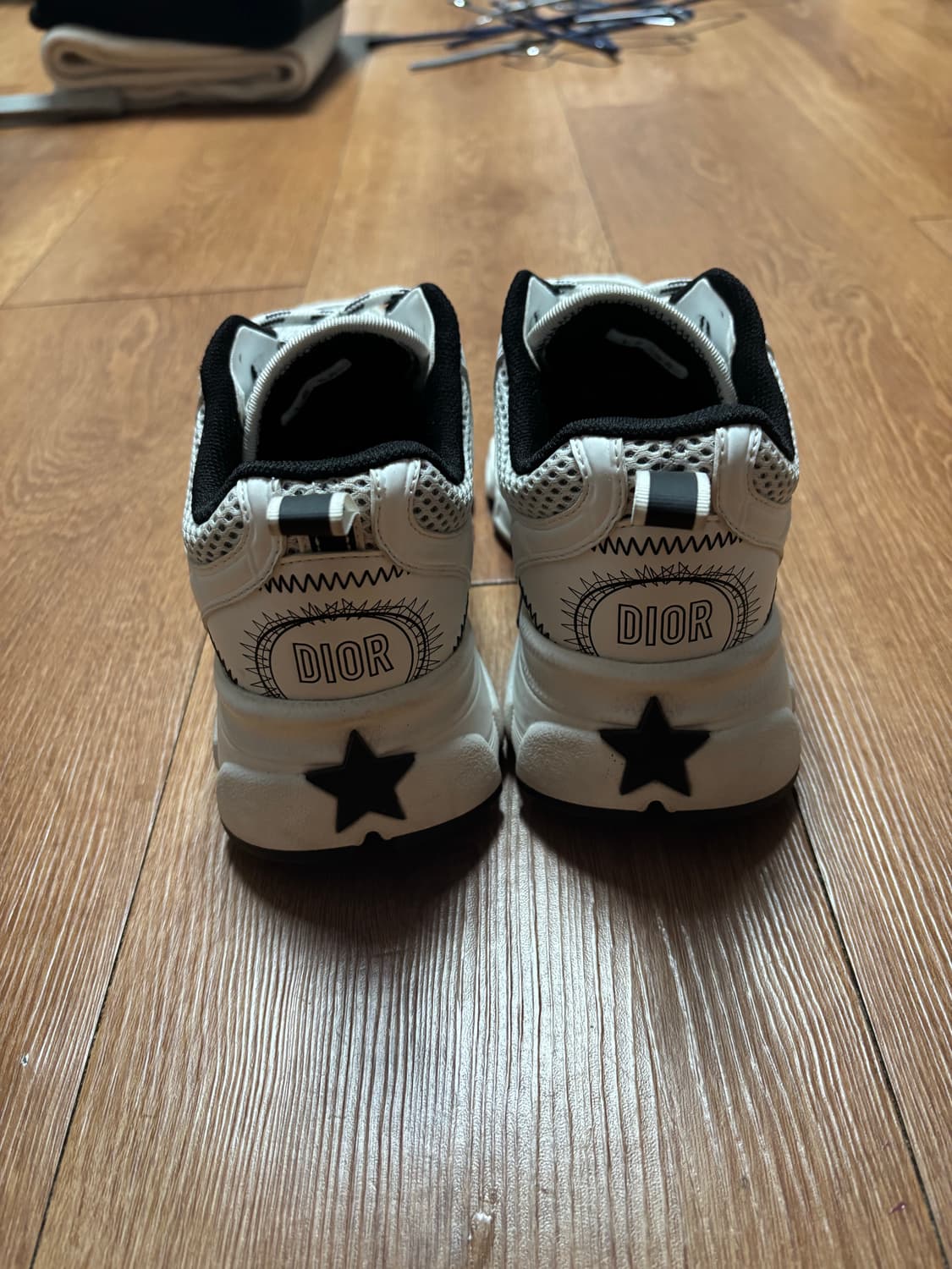 정품)디올 크로노 스니커즈 35 상품이미지4
