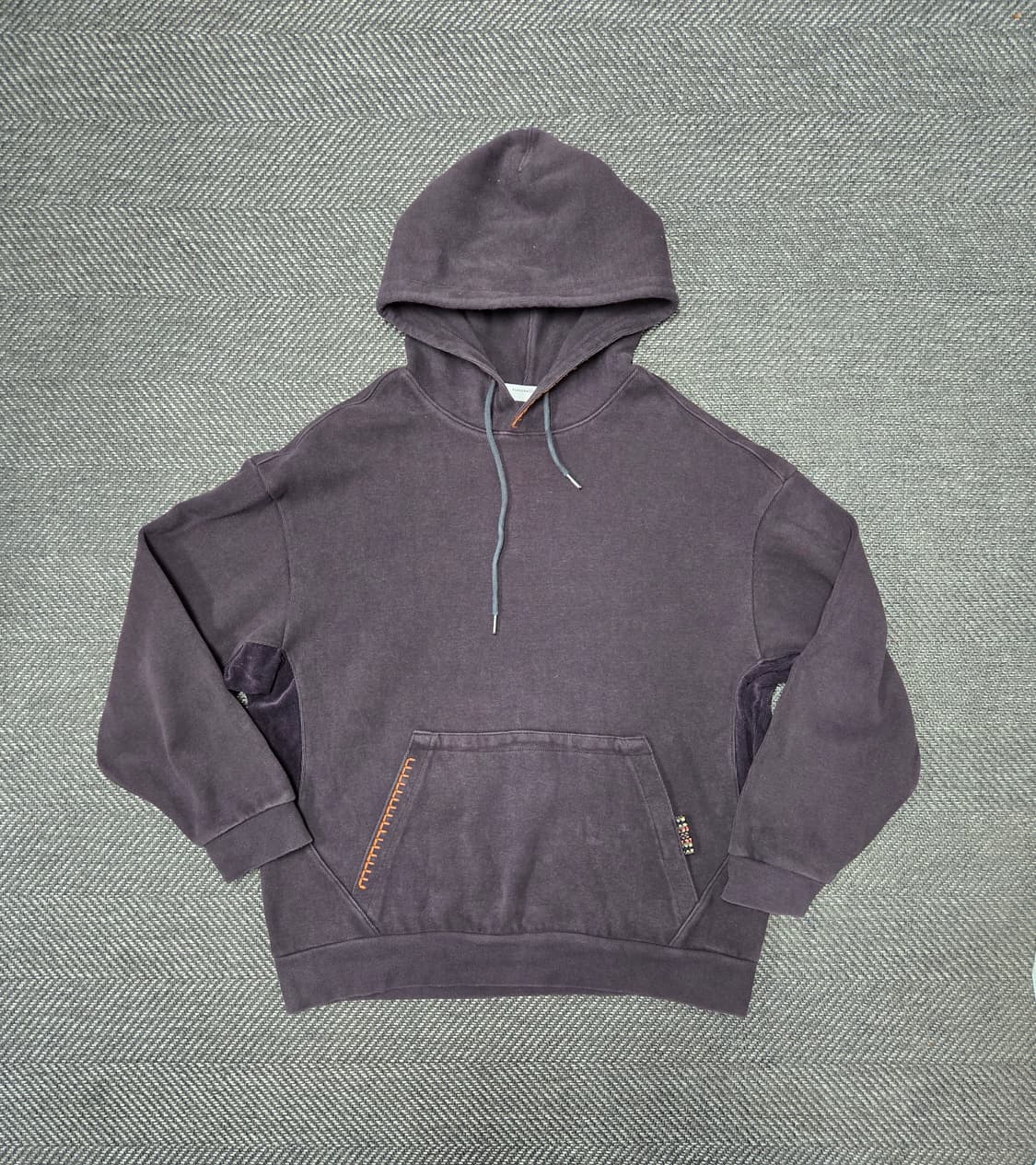 커스텀멜로우 스티치 포인트 후드티 상품이미지2