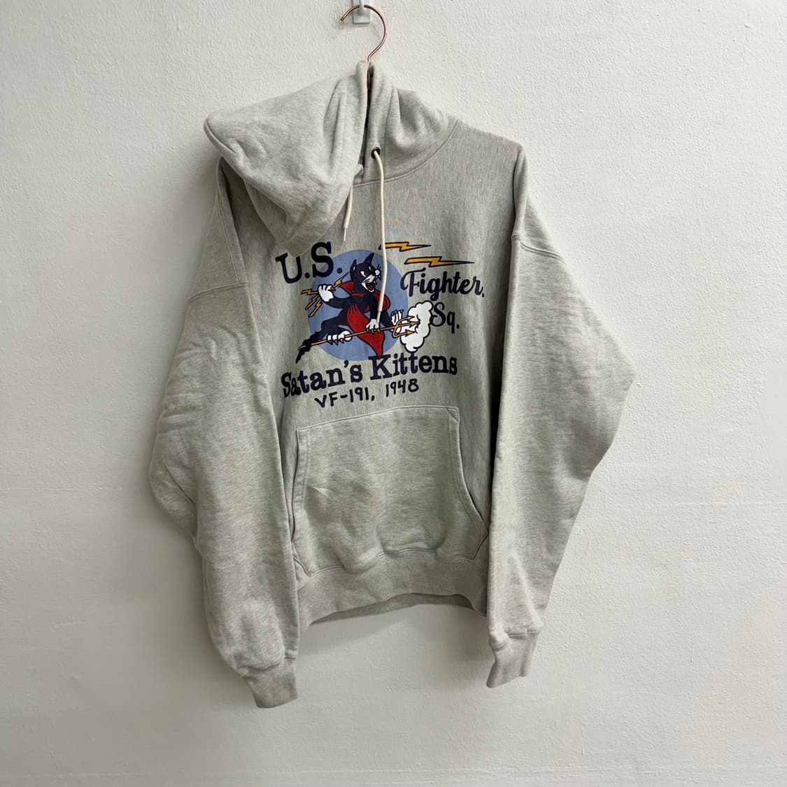 아웃스탠딩 오버핏 고양이 제우스 후드티 (M) 상품이미지1