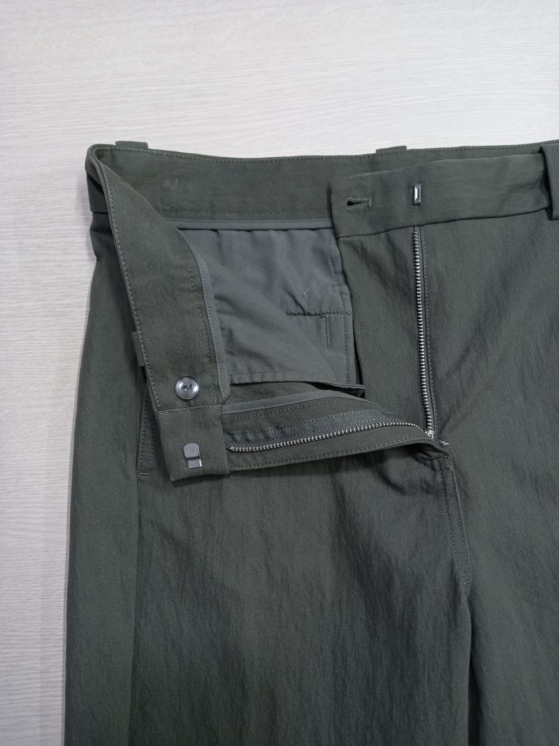 32 COS 가을겨울용 스판 치노팬츠 카키 32-260 상품이미지6