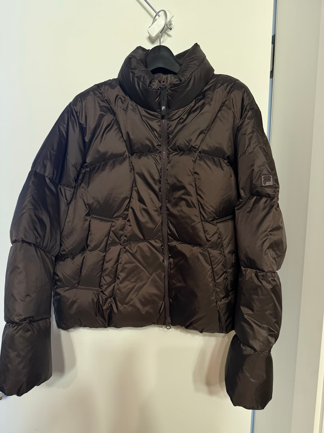 휠라 여성 플로우다운 패딩 초코 상품이미지4