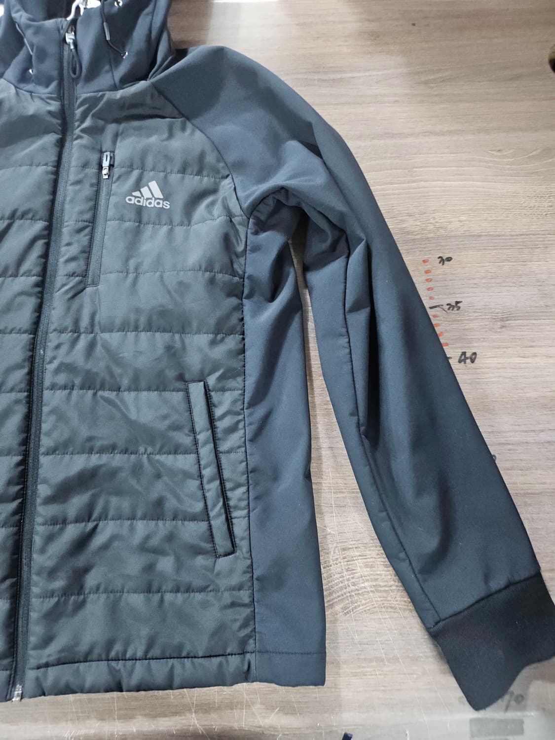 아디다스 로고 경량 패딩 후드집업  95 상품이미지1