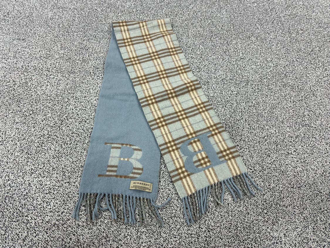 버버리 리버서블 케시미어혼방 키즈 머플러 상품이미지1