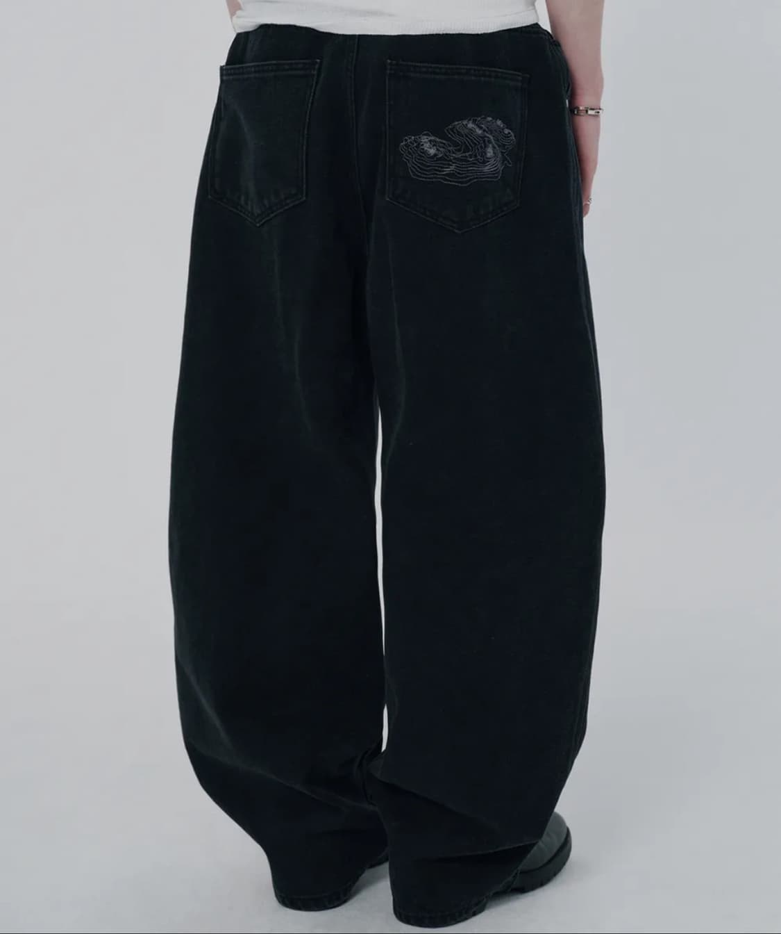 스웨이드 CONTOUR POCKET DENIM [BLACK] 상품이미지1