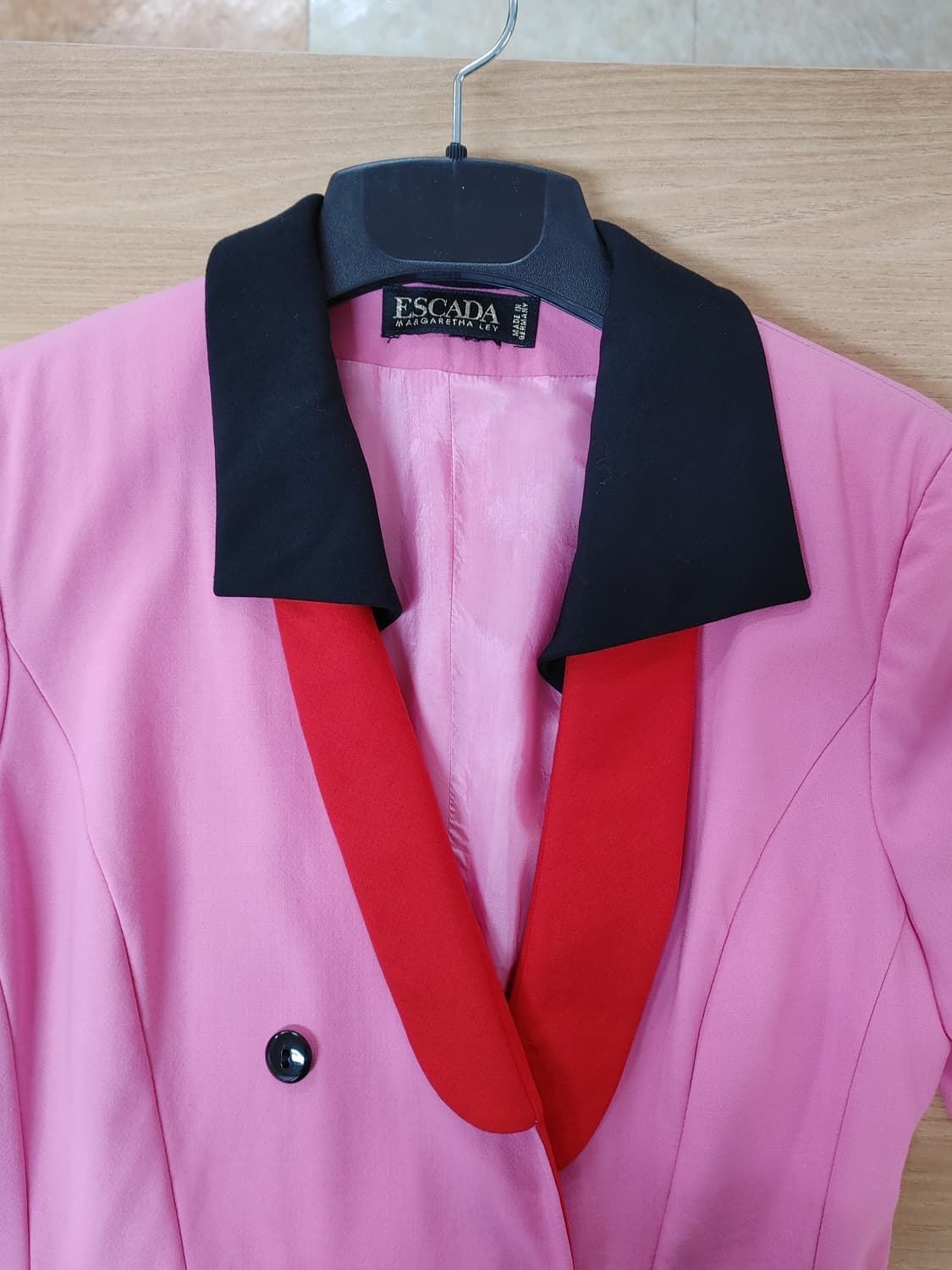 ESCADA 에스까다 반팔 더블버튼 롱쟈켓 상품이미지3