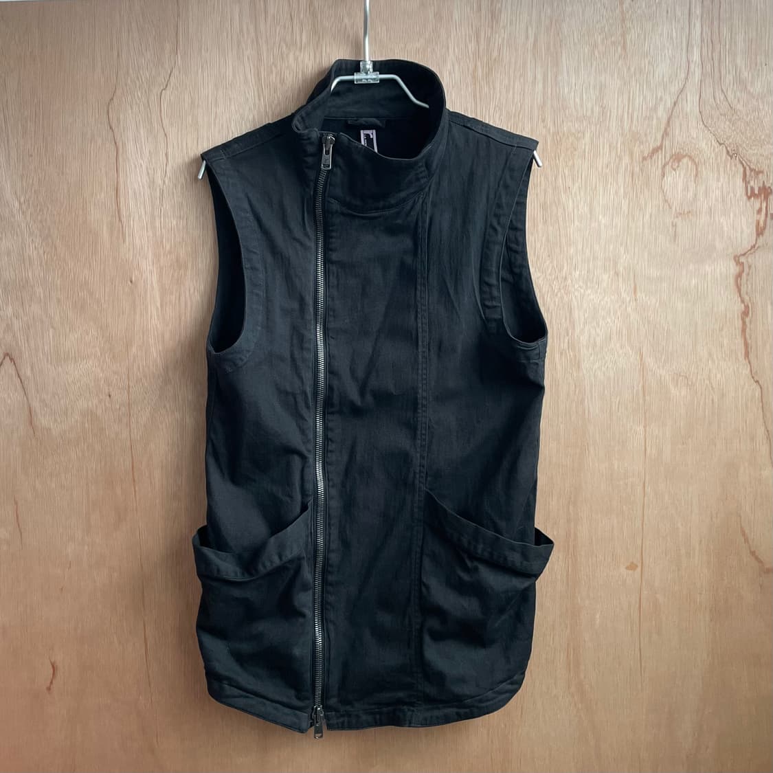 립반윙클 비대칭 지퍼 베스트 상품이미지3