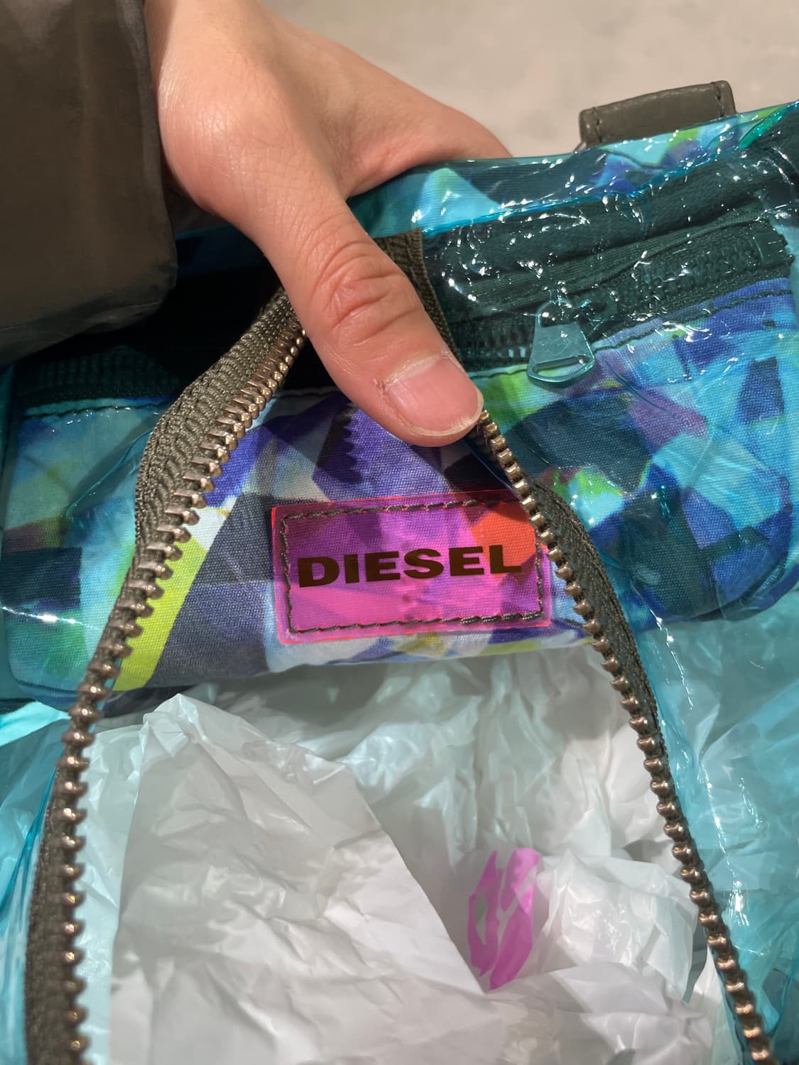 디젤 터쿼즈 pvc 토트백 상품이미지9