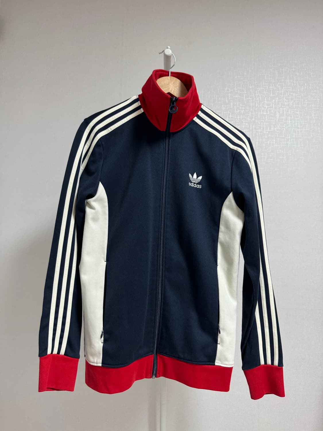 아디다스 삼선 트랙탑 네이비/레드 100 상품이미지1