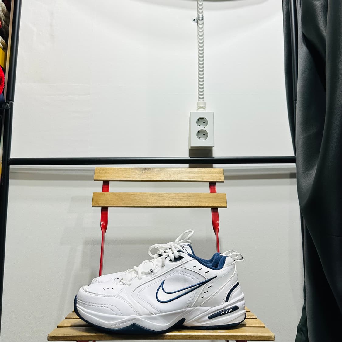 300) 나이키 운동화 남성 남자 신발 에어 모나크4 상품이미지3