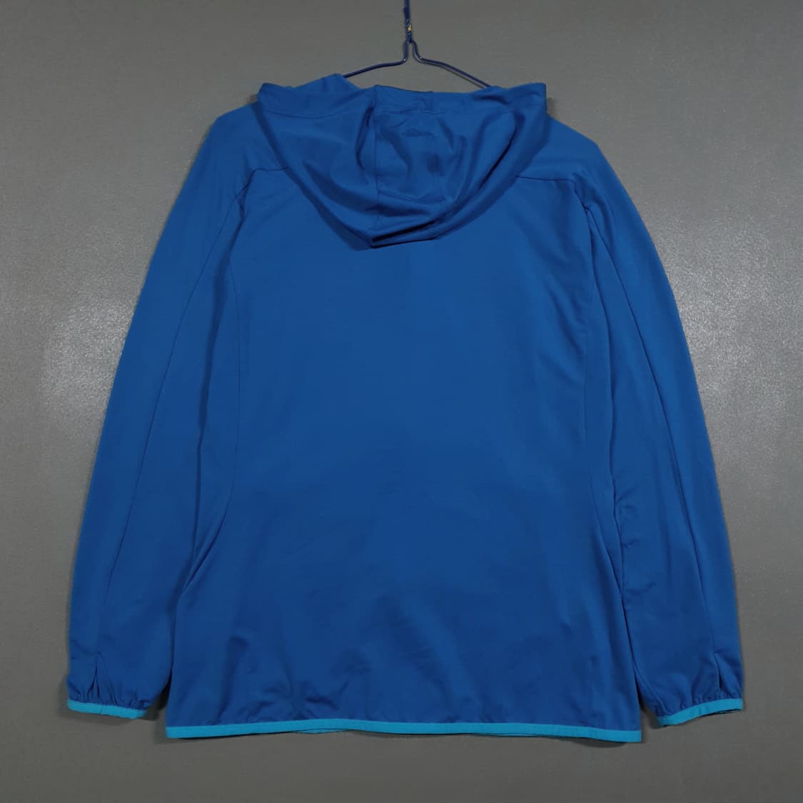 여성 M) 아크테릭스 솔테라 쉘 후드 경량 집업 자켓 블루 상품이미지10