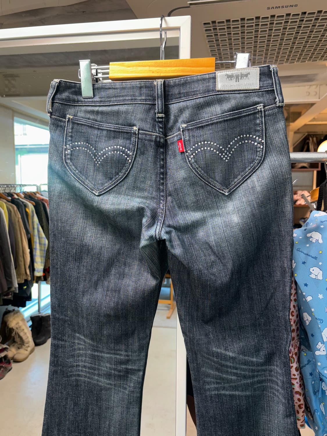 리바이스 하트 플레어진 상품이미지5