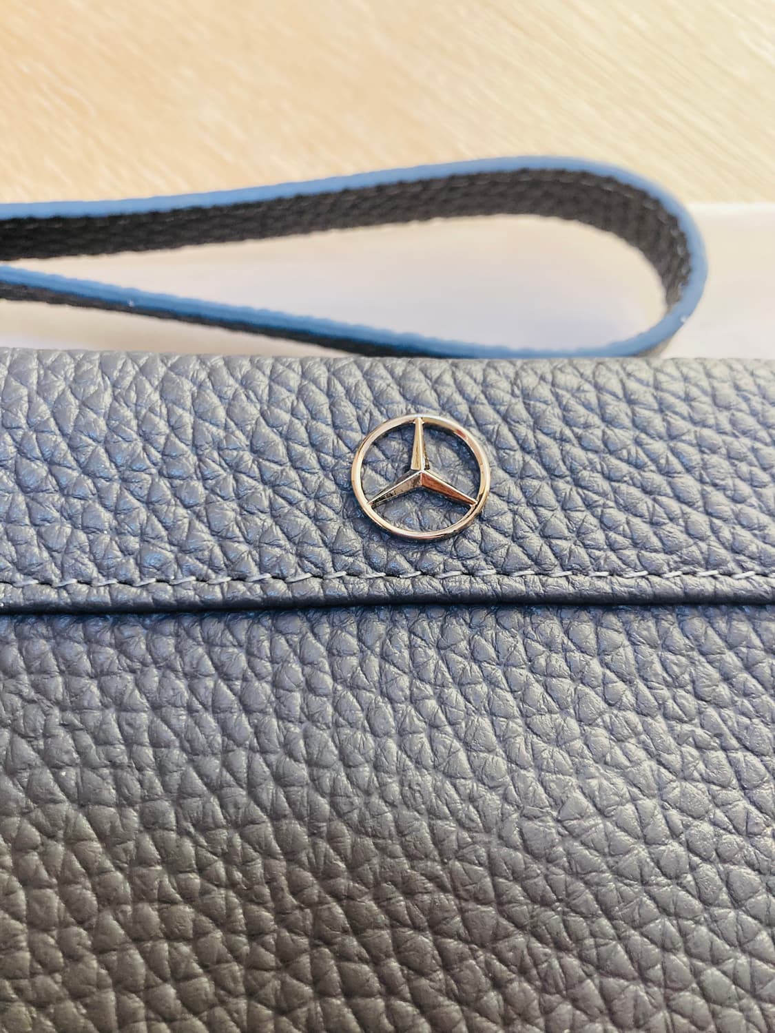 벤츠 가죽 클러치 백 상품이미지2