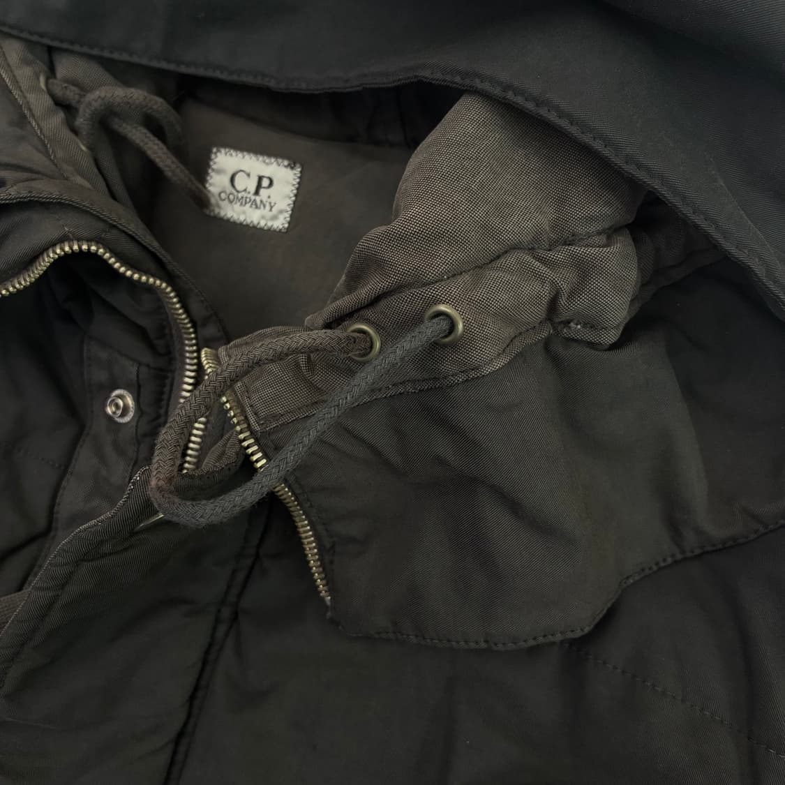 C.P company 씨피컴퍼니 암프린팅 90‘s 후드 패딩 상품이미지6