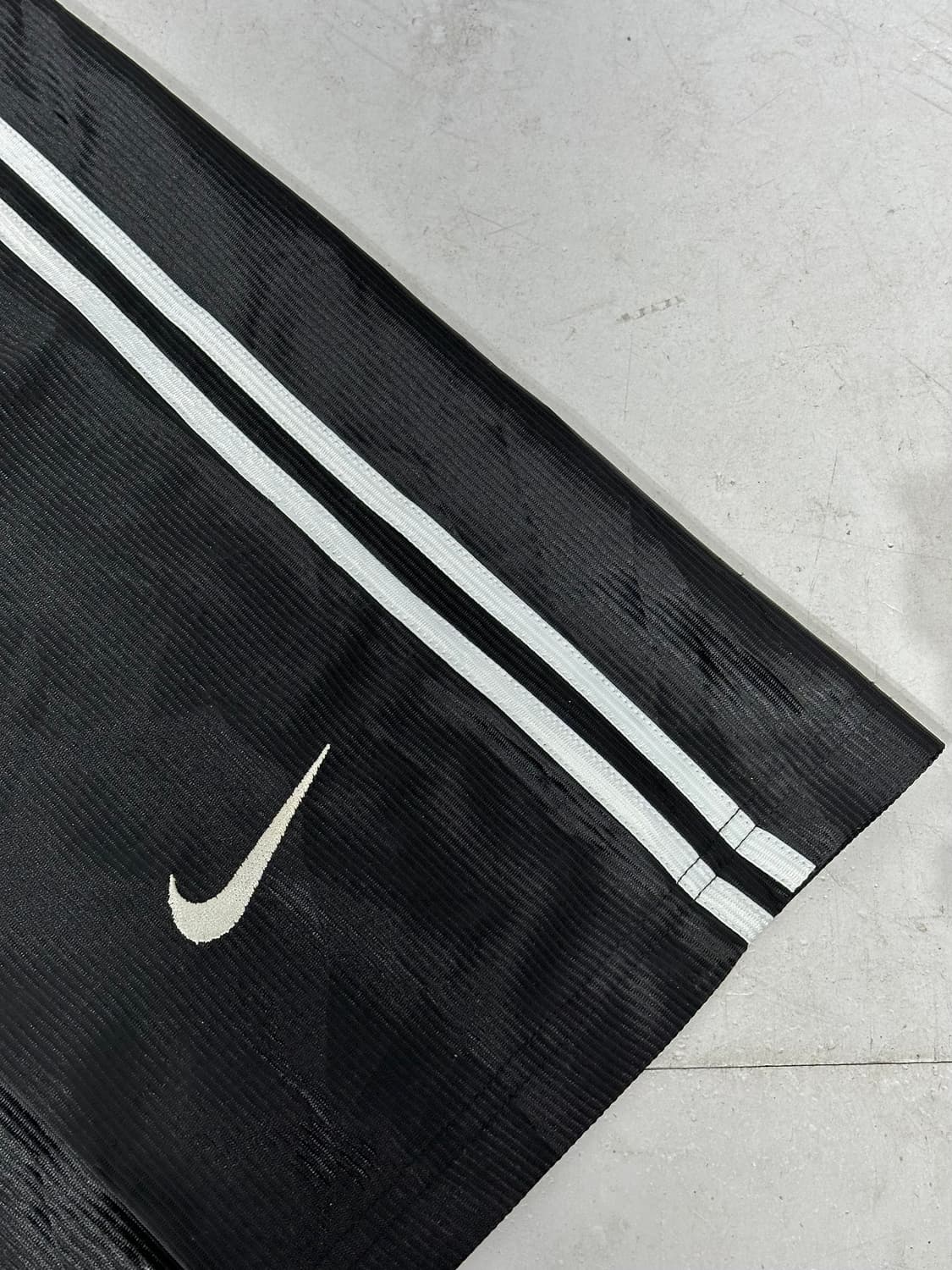 00s 나이키 블랙 와이드 사이드 라인 버뮤다 추리닝 바지 반바지 M  상품이미지6