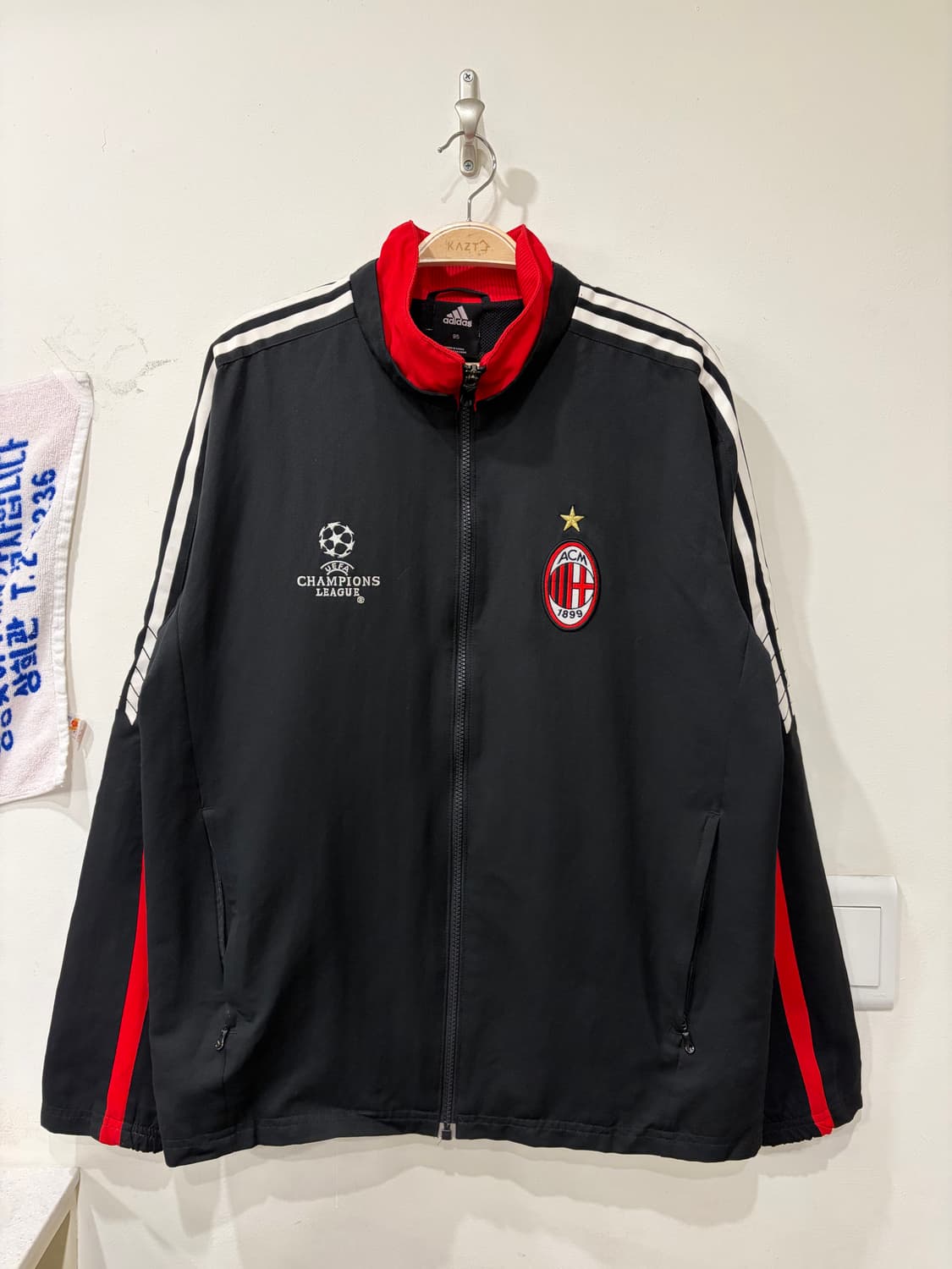 272. 아디다스 AC밀란 챔스 바람막이 상품이미지1