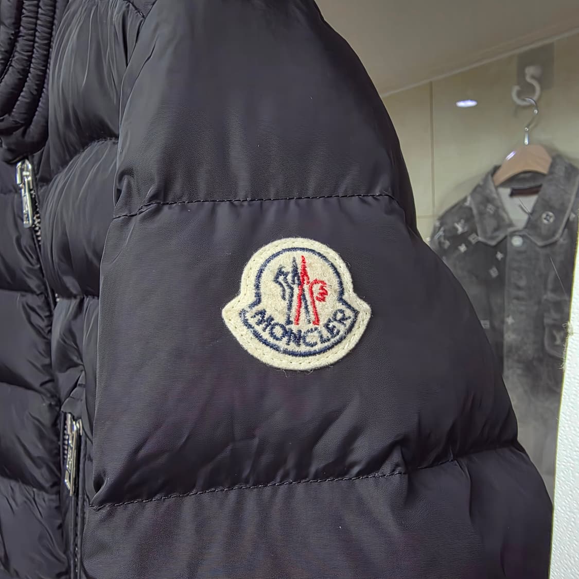 {클로젯}[5][전국유일매물]몽클레어 아미오 바이커 숏 다운 패딩 자켓 상품이미지2