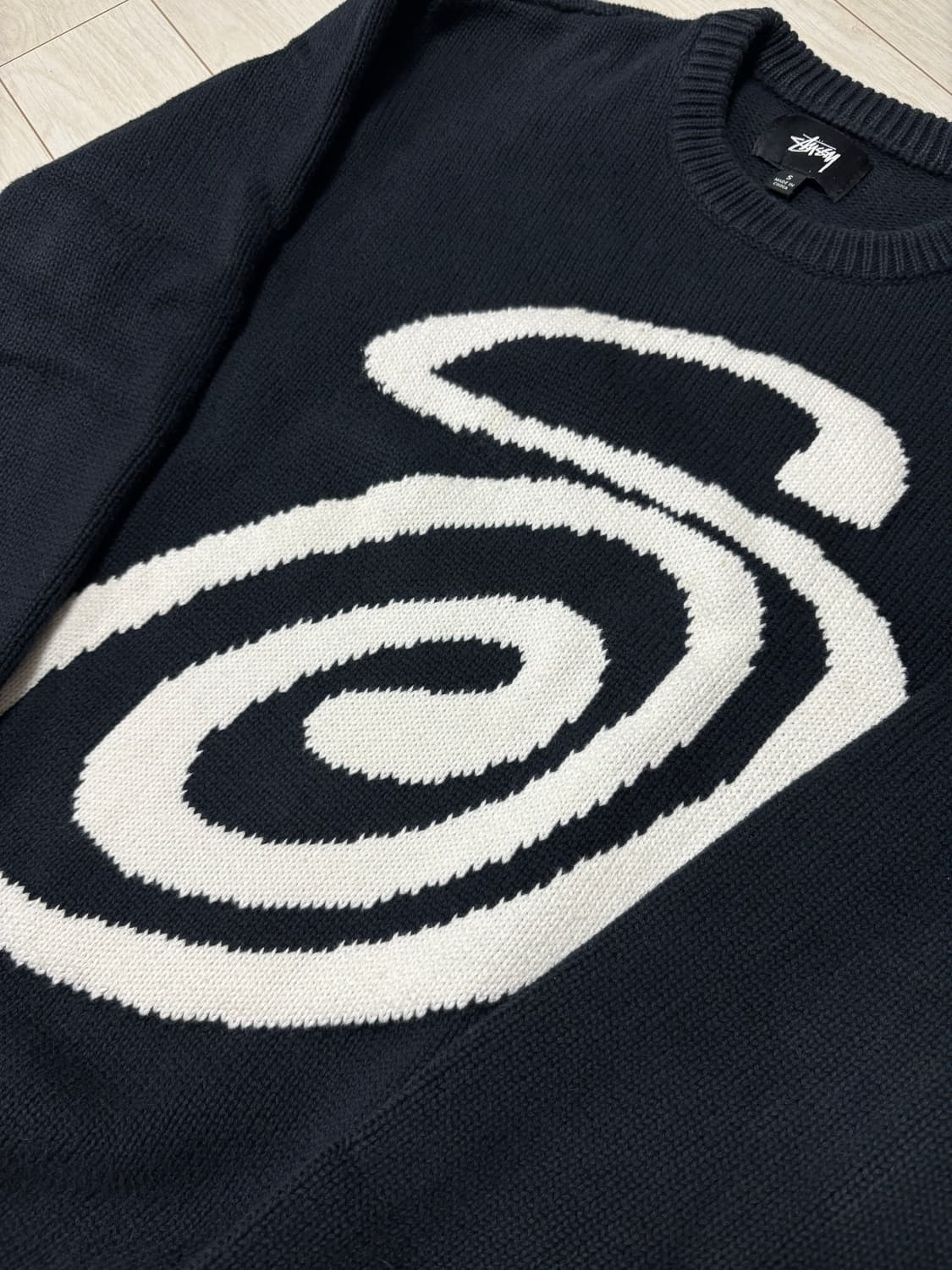 [s] 스투시 컬리s 니트 블랙 상품이미지2