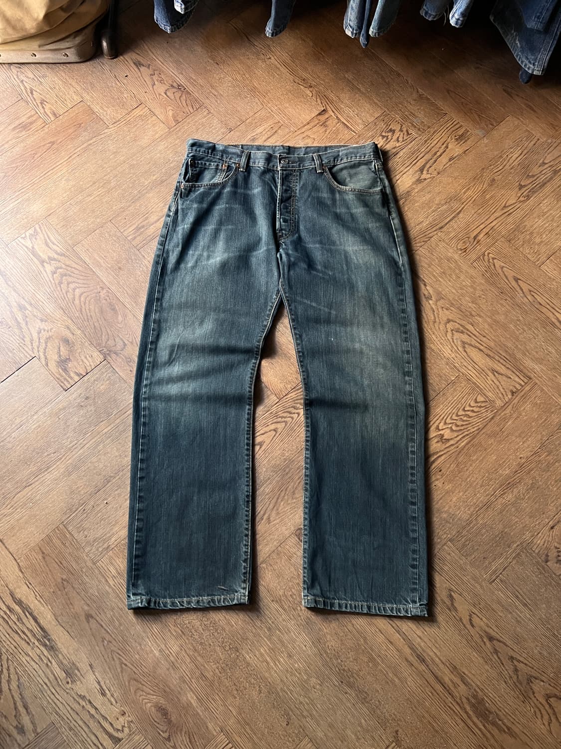 [36]리바이스 501 빈티지 워싱 스트레이트핏 데님 팬츠 상품이미지2