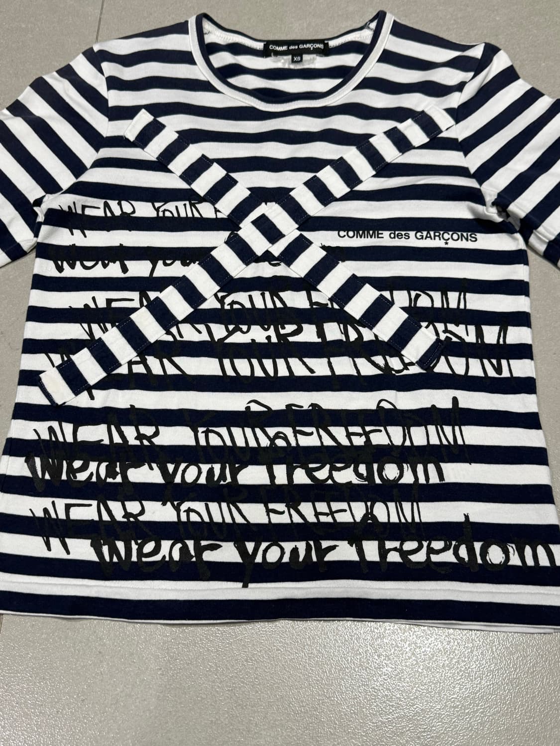 2015 꼼데가르송 너의 자유를 입어 롱슬리브 티셔츠 상품이미지2