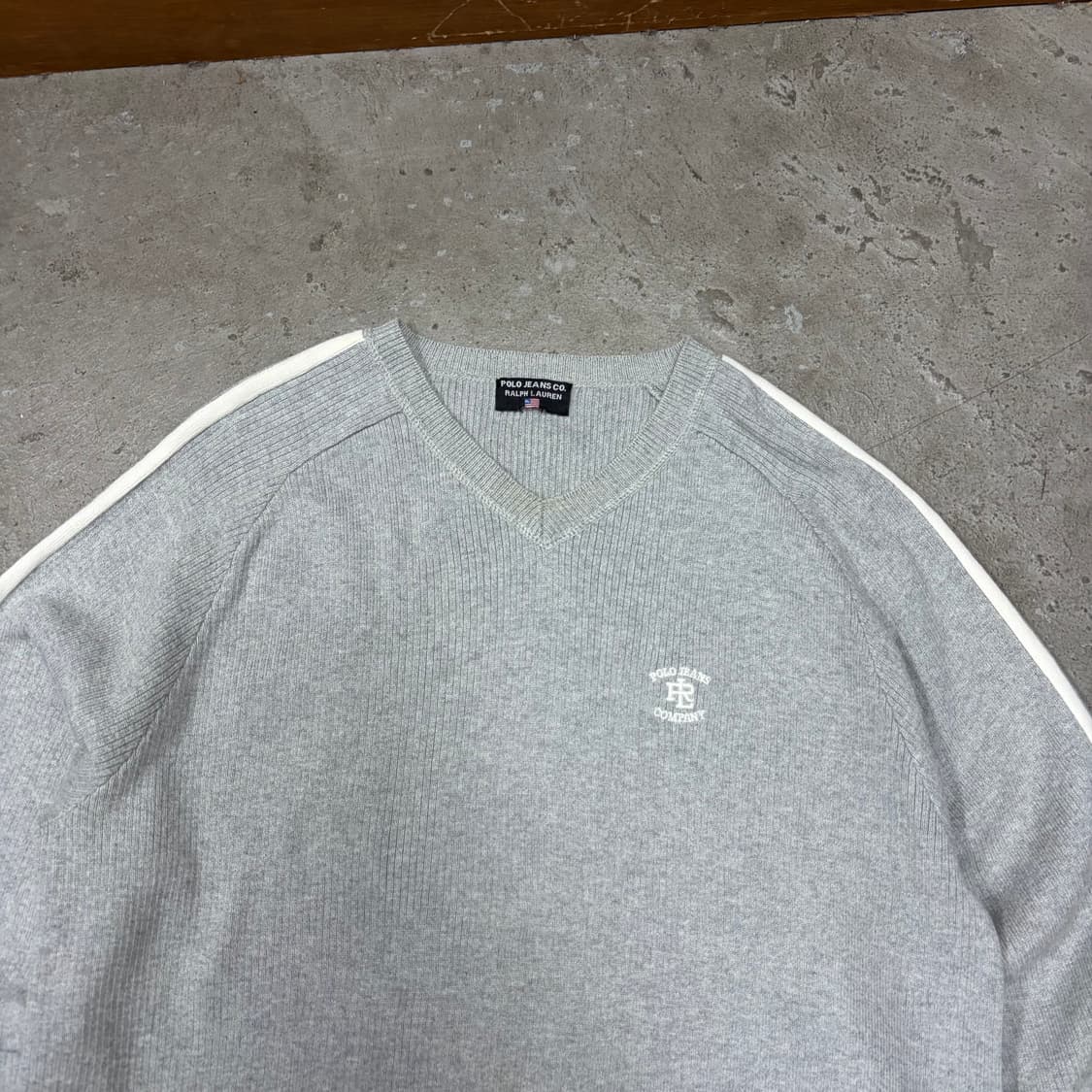 폴로 브이넥 니트[2395] 상품이미지2