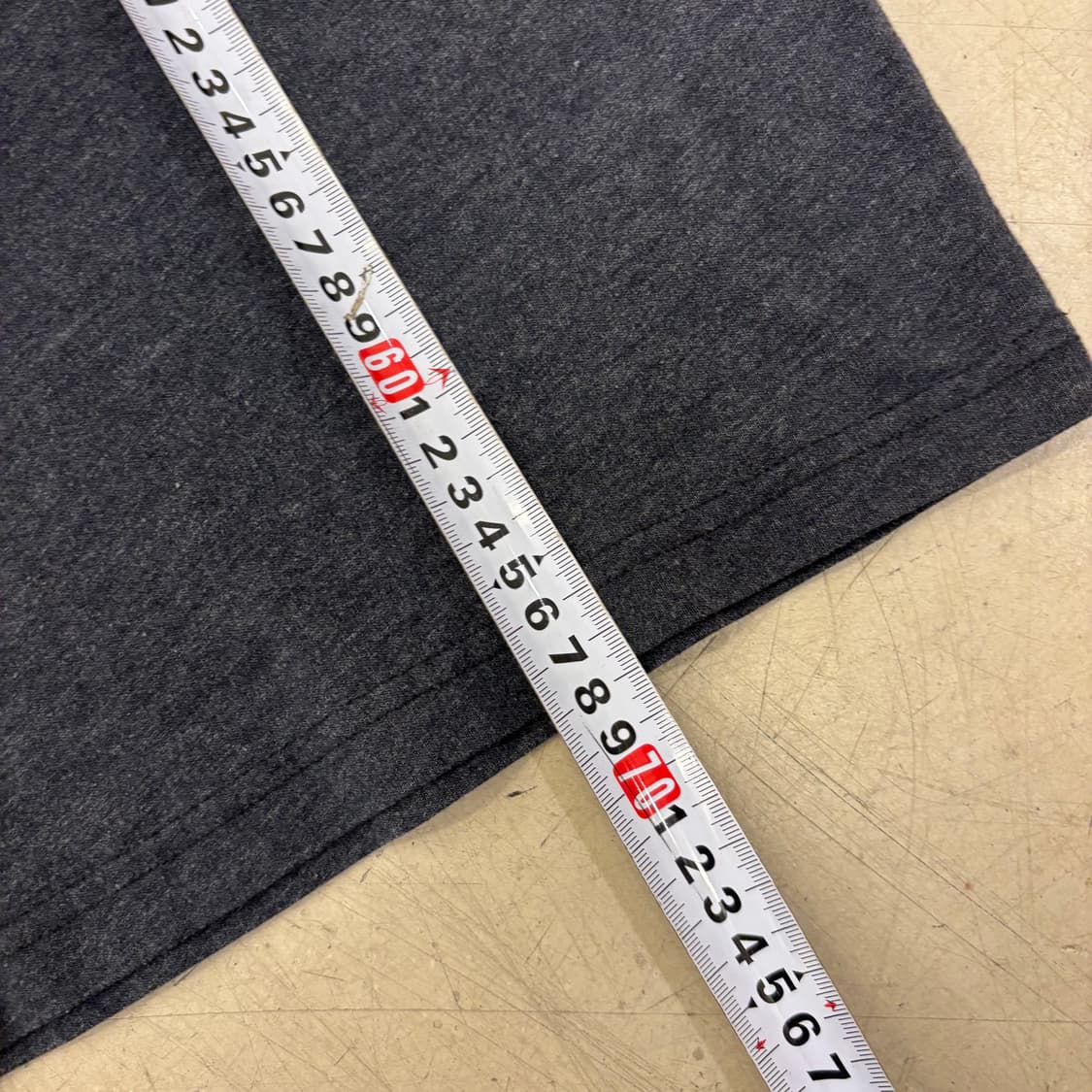 홀리스터 아치로고 네이비 반팔티 상품이미지4