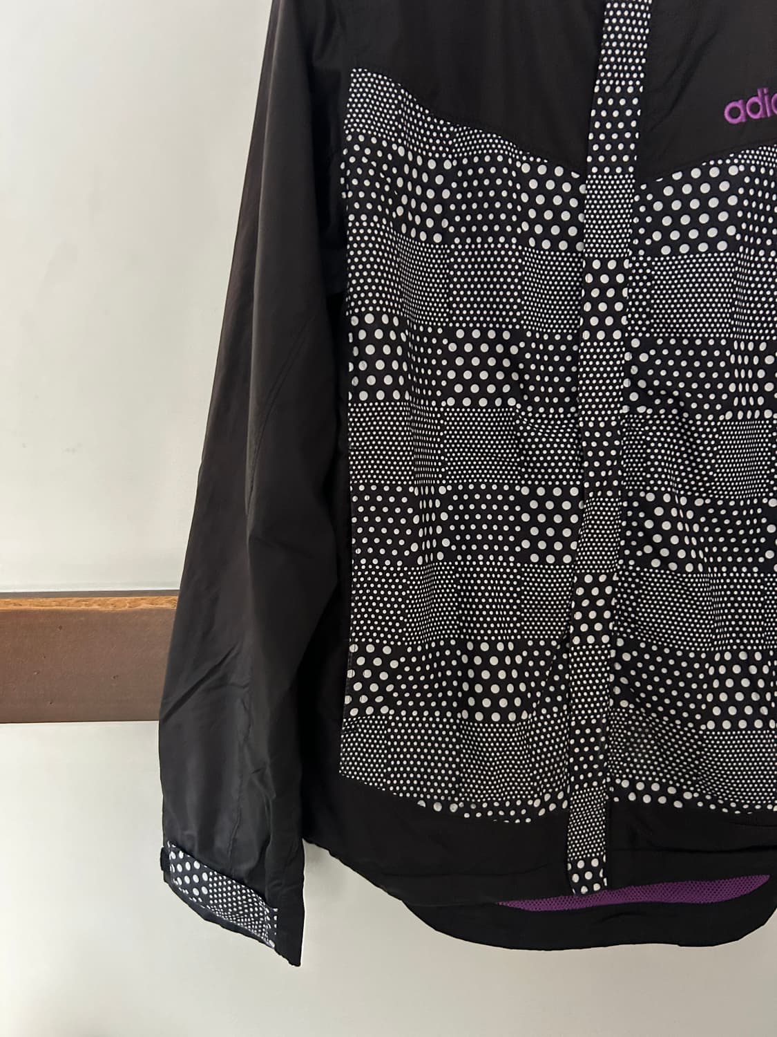 아디다스 땡땡이 바람막이 상품이미지3