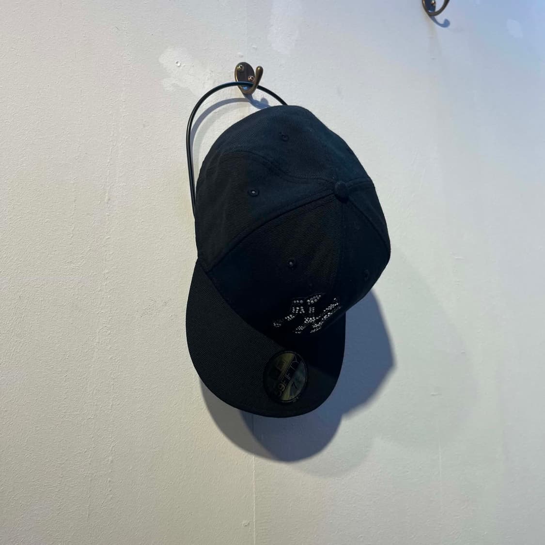 뉴에라 뉴욕 양키스 글리터 볼캡 모자 상품이미지2